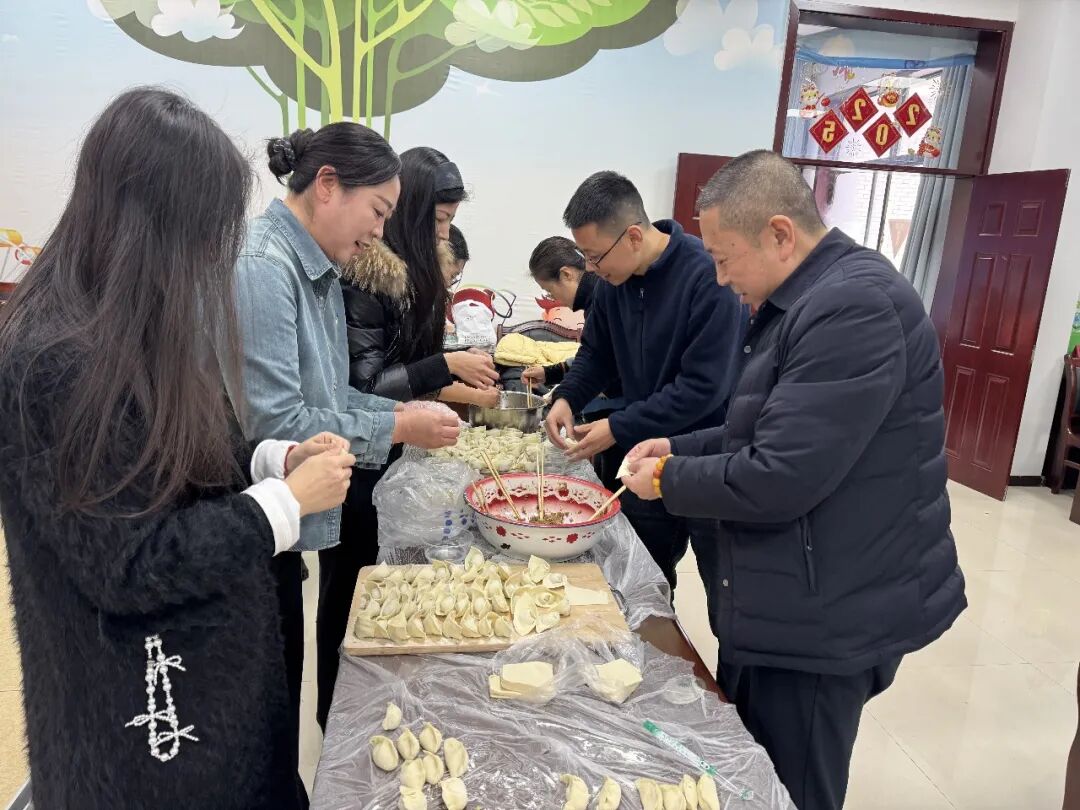 1766367628910967.jpg 1766367628910967.jpg